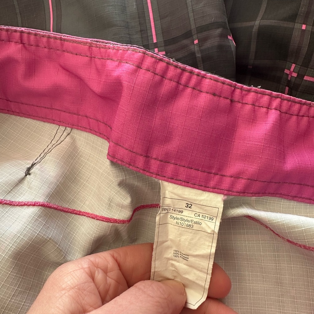 Men’s Quicksilver Bathing Suit - Picture 3 of 3